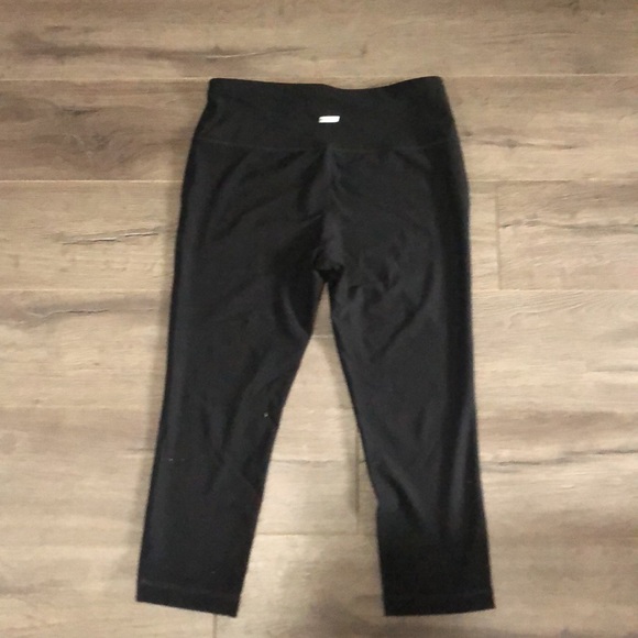 Athletic Works Capris’ - Picture 5 of 12